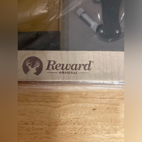 Reward Original slimfold wallet with led multi tool. Brand new in package - Picture 3 of 6